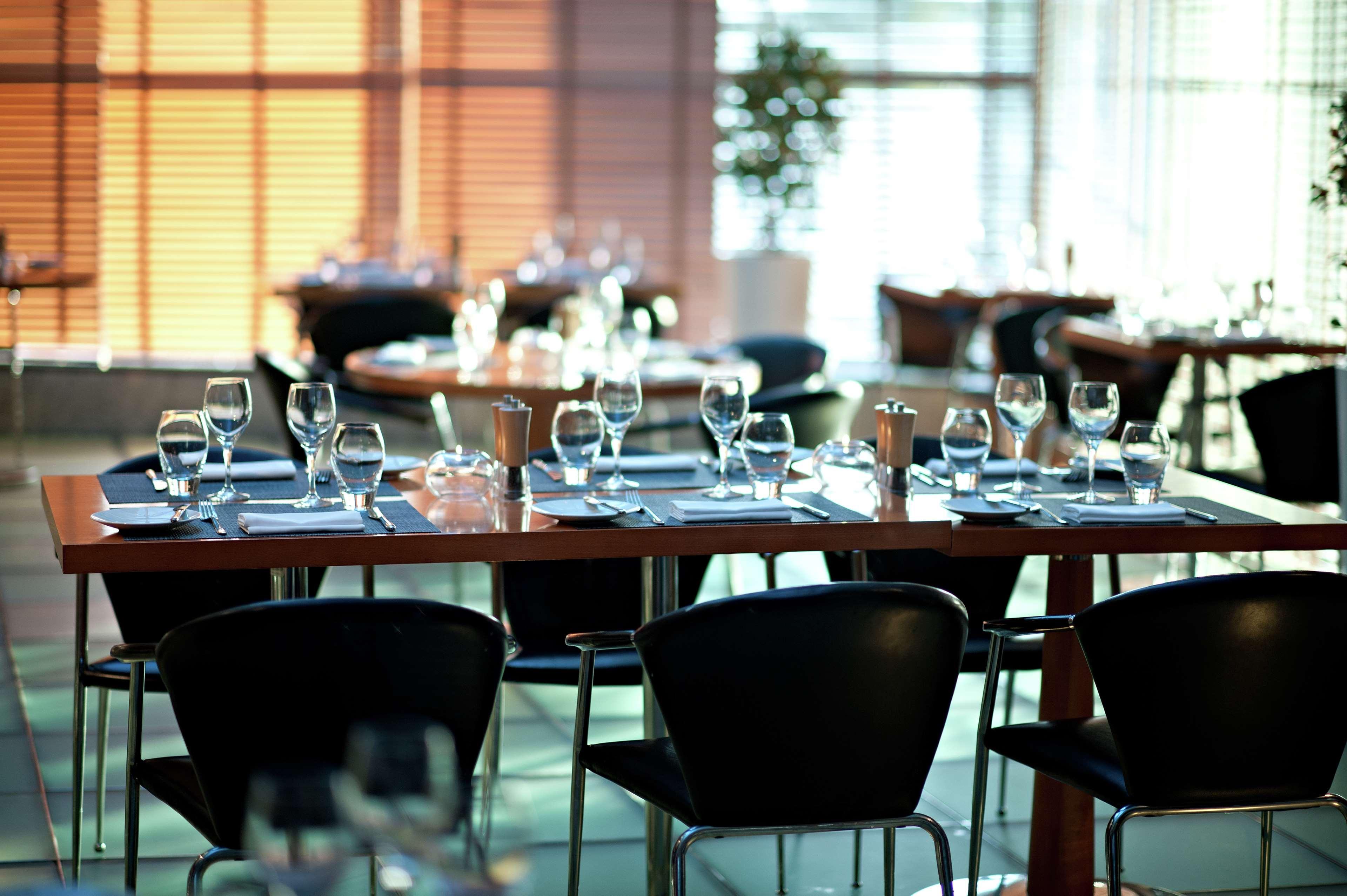 Golden Sands Boutique Hotel-Dubai Creek Екстериор снимка Restaurant